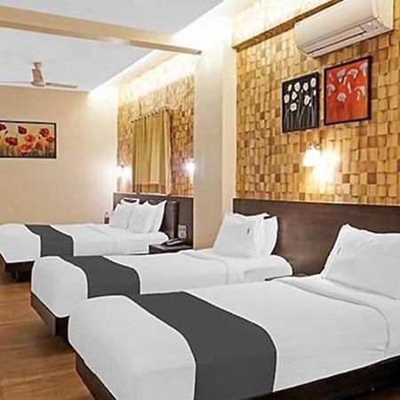 Omkar Executive Hotel Yerandwane Екстериор снимка